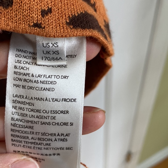 Anthropologie pencil skirt - Picture 6 of 8